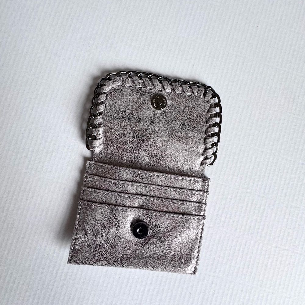 Distressed Chain Detail Wallet - Picture 3 of 6